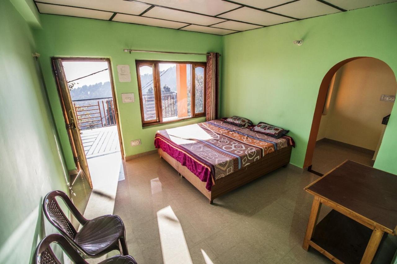 Orange Guest House Dharmkot Dharamshala Bilik gambar